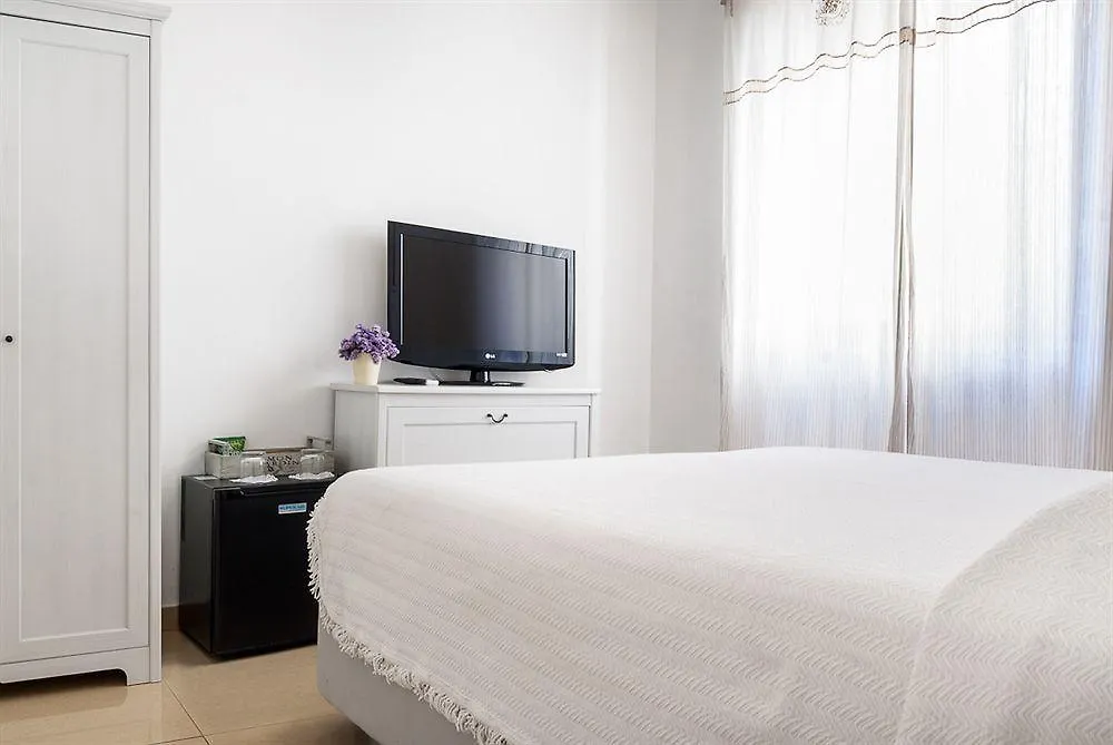 B&B Artemide Lecce Bed & Breakfast
