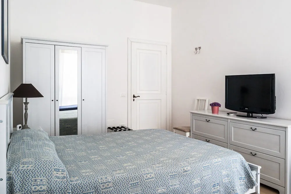 B&B Artemide Lecce 4*,